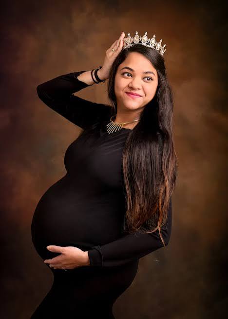 Mom-to-be Portrait