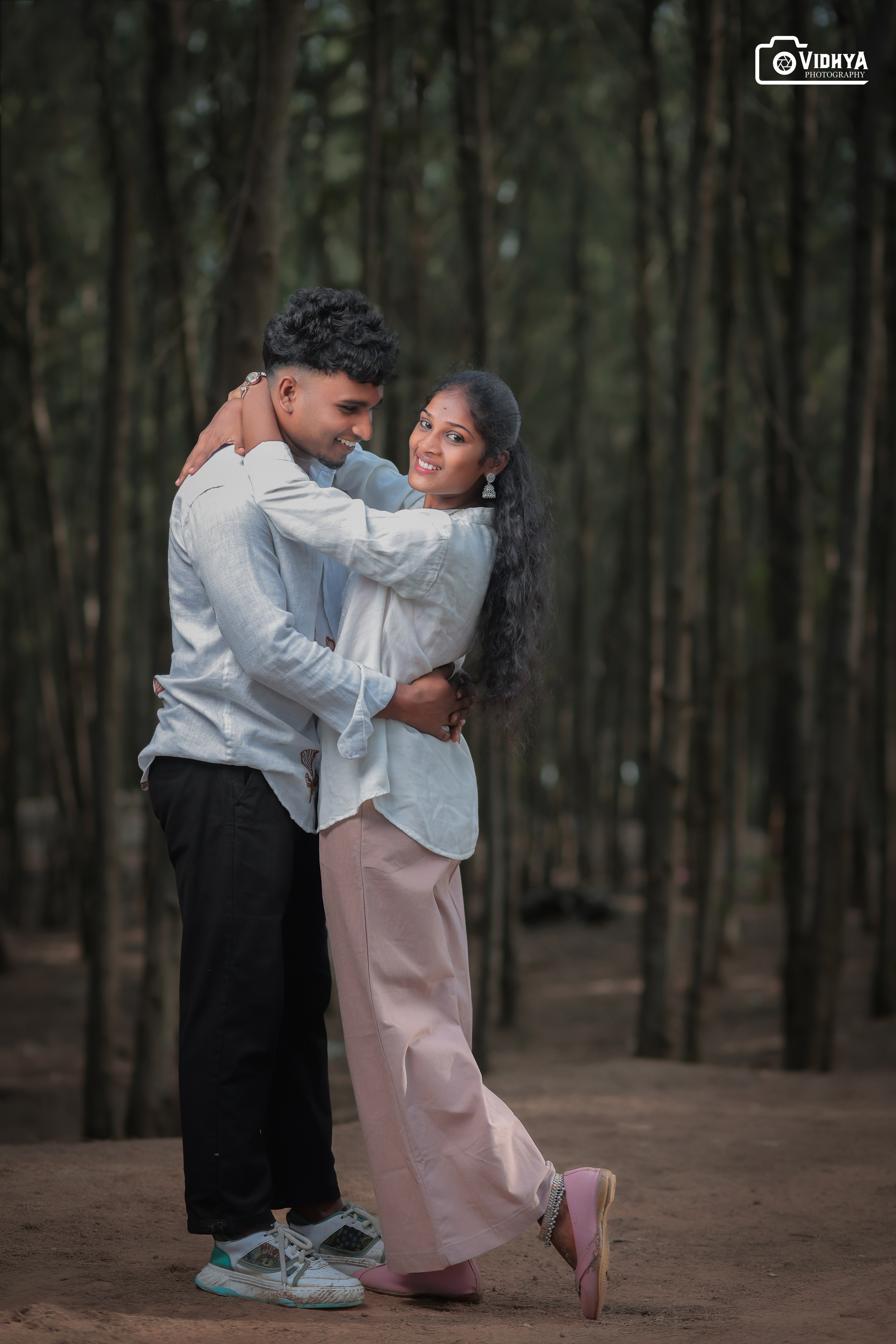 Engagement session captured by Vidhya Photography
